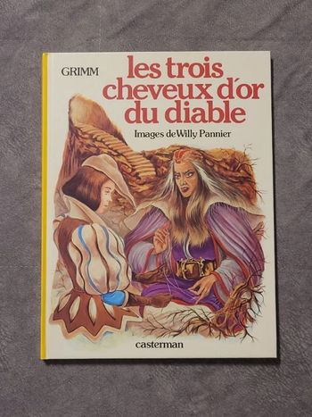 Les Trois cheveux d'or du diable. (suivi de) Les Trois fileuses. et La Lumière bleue Par Srimm