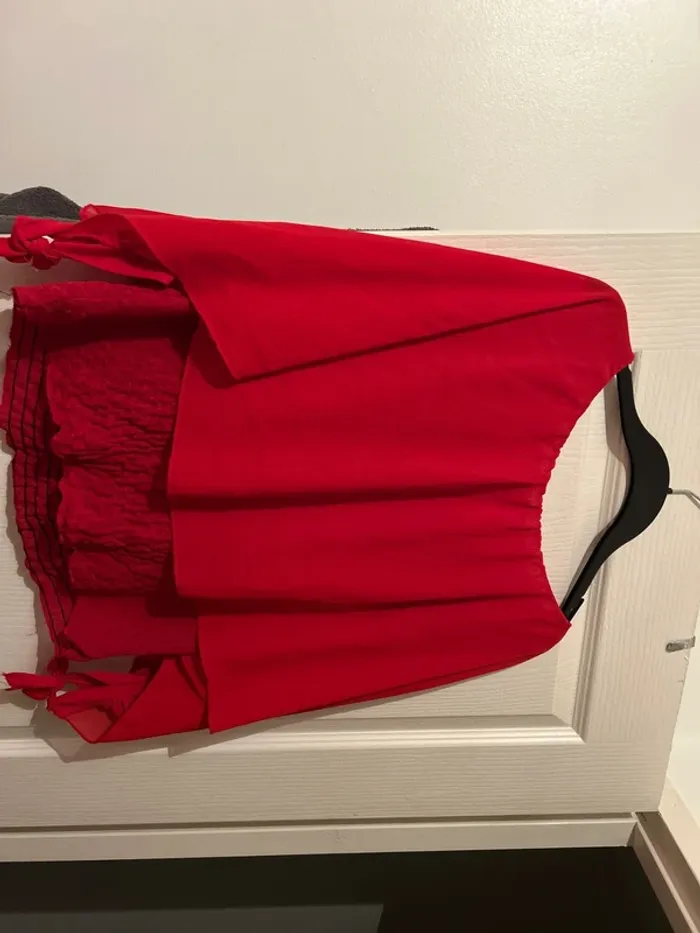 Blouse rouge - photo numéro 2