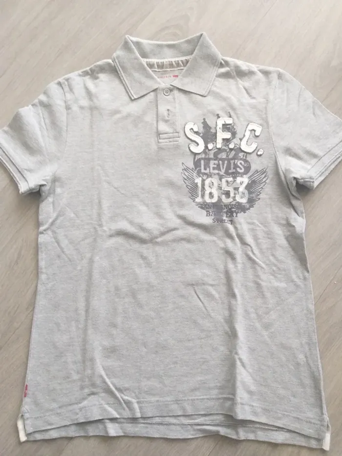 Polo levis