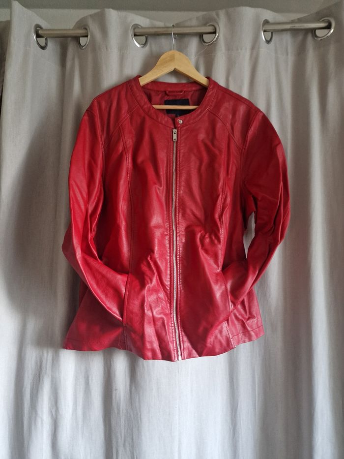 Blouson en cuir rouge - photo numéro 2