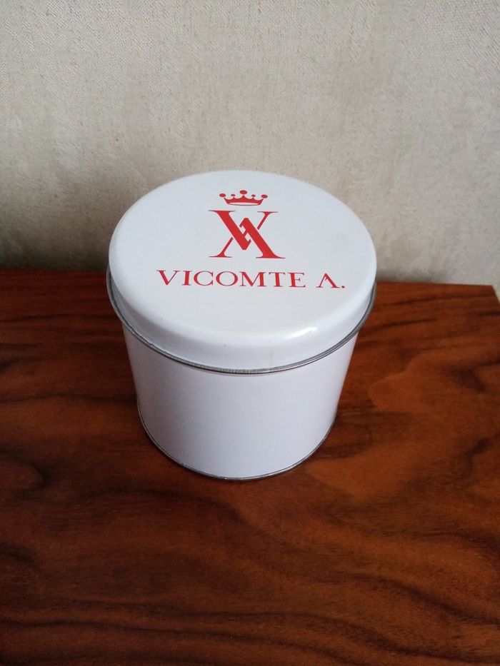 Boîte acier Vicomte A.