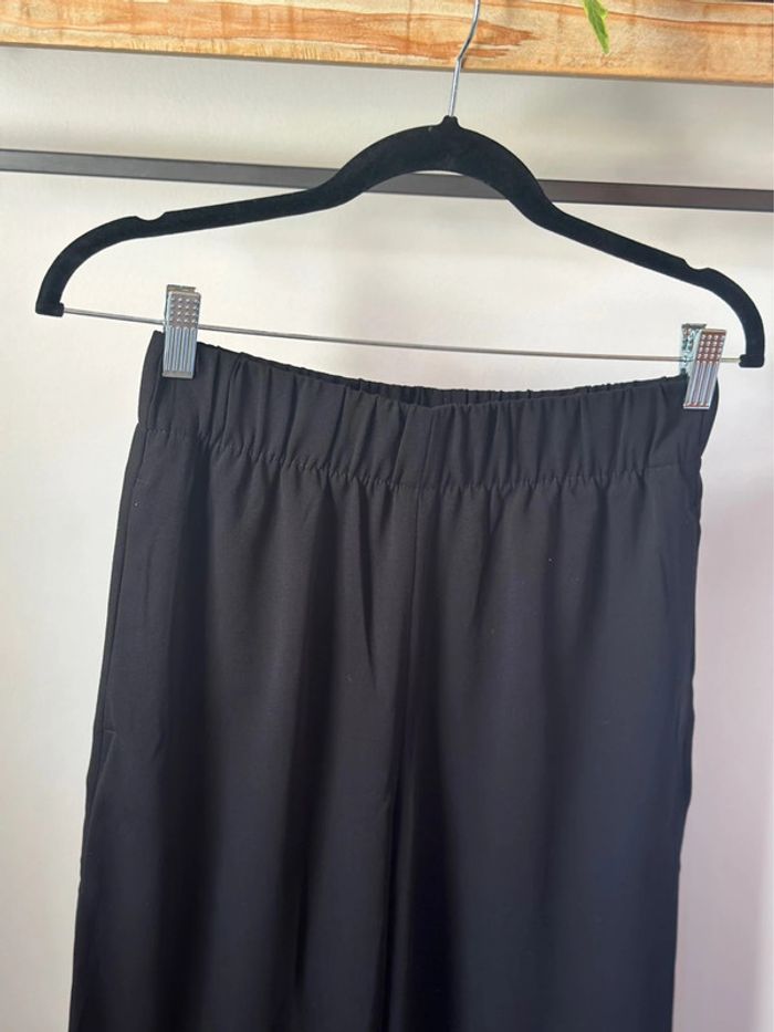 Pantalon fluide à jambes larges noir H&M – taille 34 - photo numéro 3