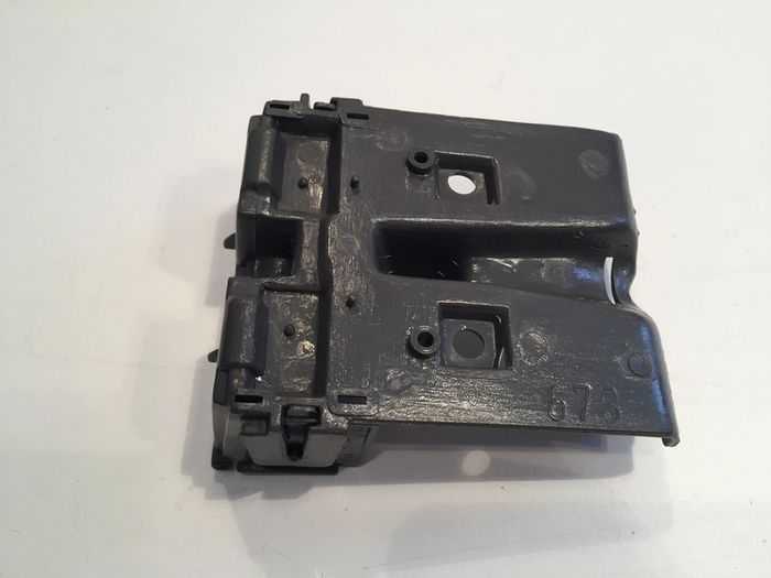 Intérieur pièce détachée miniature Chevrolet Colorado 2004 Maisto 1/18 1/18ème #A37 - photo numéro 2