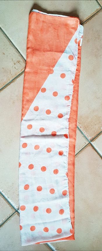 Foulard okaidi