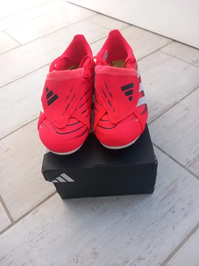 Crampons adidas predator 35 - photo numéro 4