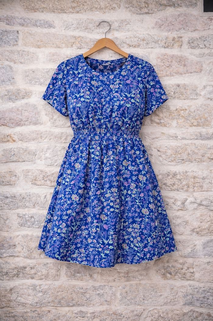 Robe champêtre herbier poétique bleu et multicolore Femme taille 54 marque Boohoo 💍 - photo numéro 7