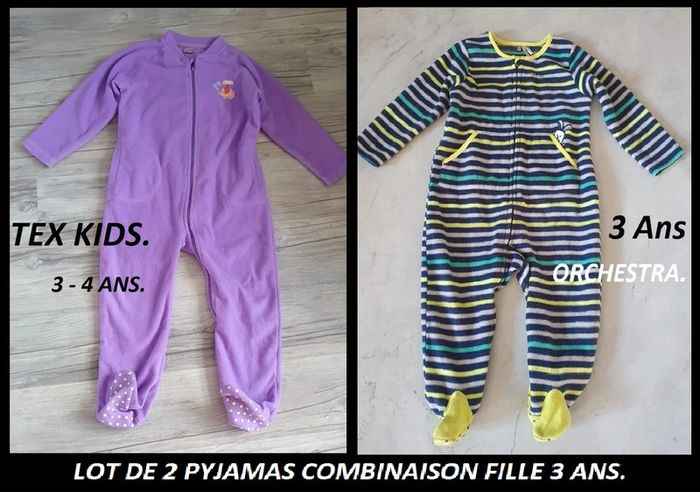 LOT 2 pyjamas combinaison fille T: 3 ans