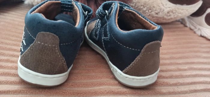 Chaussure garçon taille 18 - photo numéro 8
