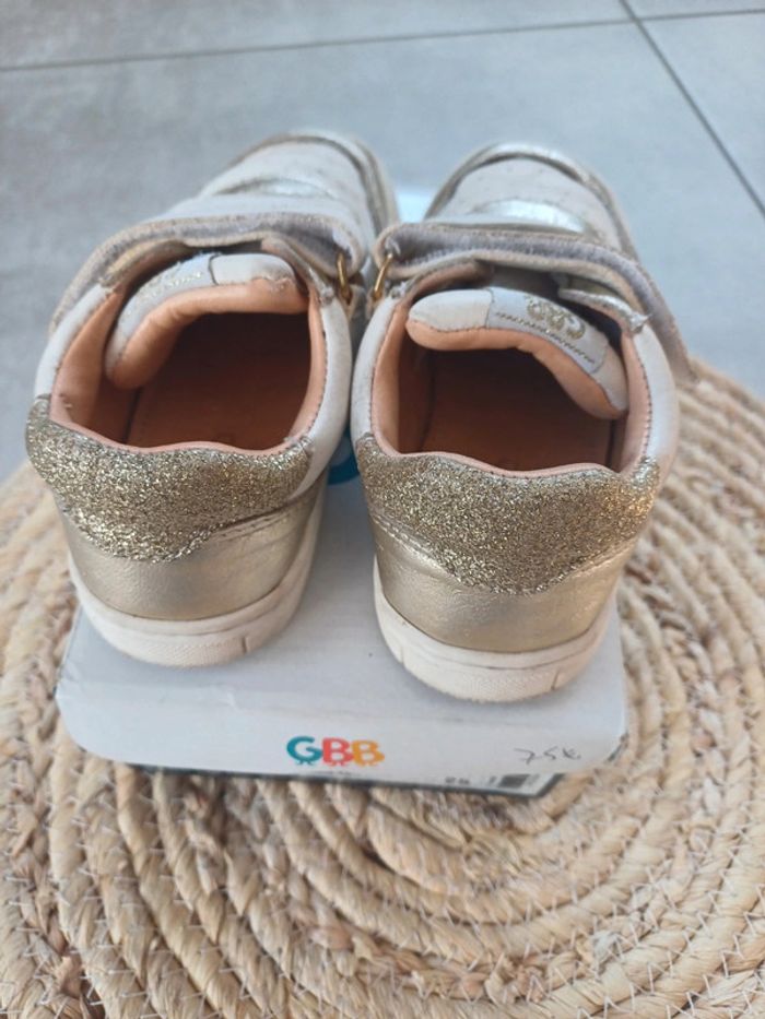 Baskets gbb taille 25 tout en cuir - photo numéro 3