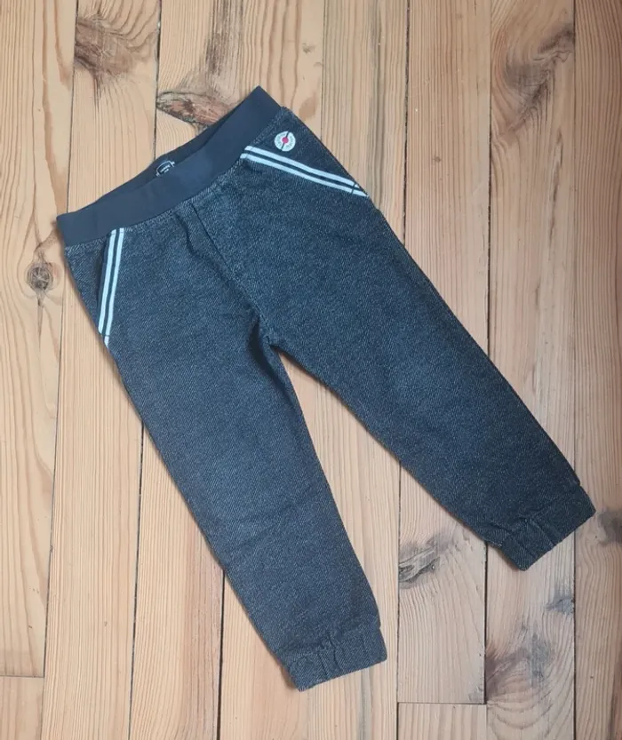● 23 mois ● Pantalon fille type jogging - photo numéro 5