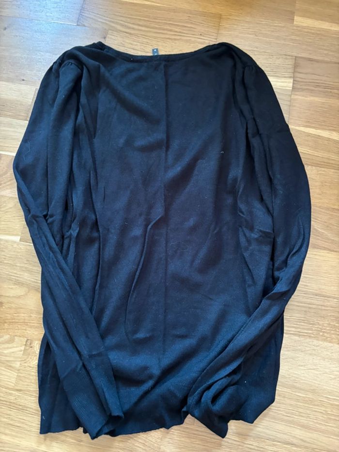 Pull noir - photo numéro 3