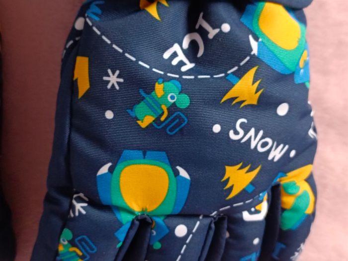 Gants de ski pour enfant taille M de 8-11 ans neufs - photo numéro 8