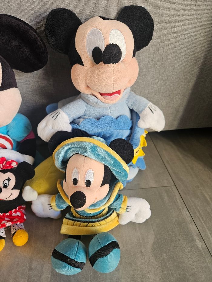 Lot peluches mickey Mouse et minnie - photo numéro 7