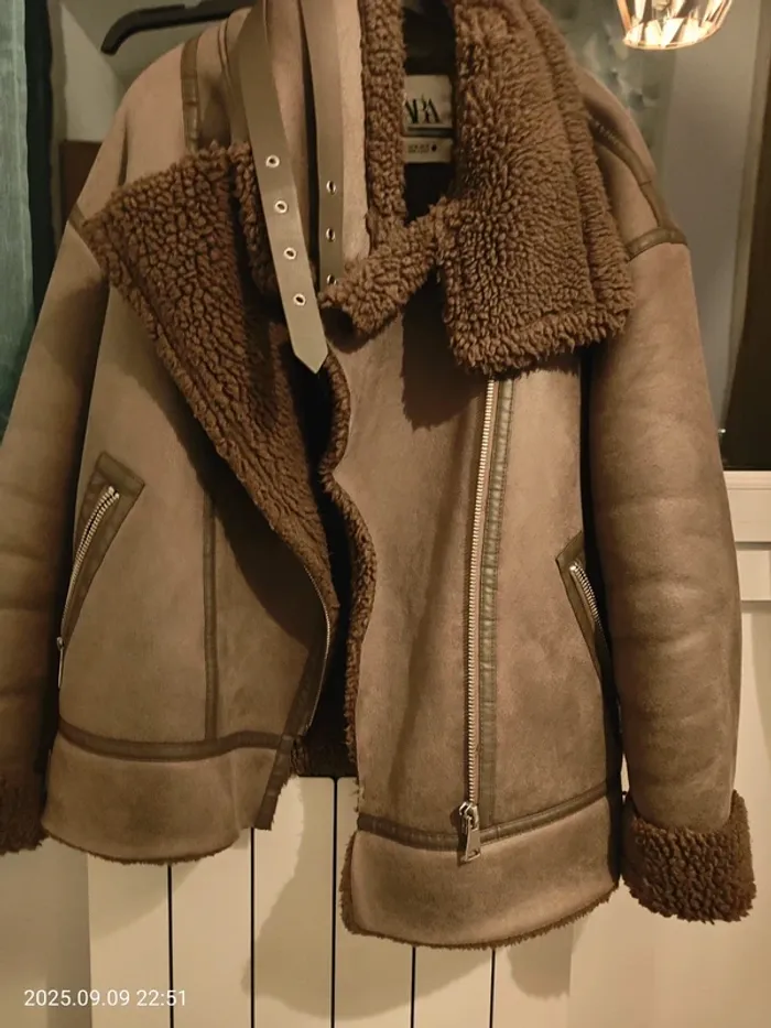 Blouson Zara fourré femme taille Xl