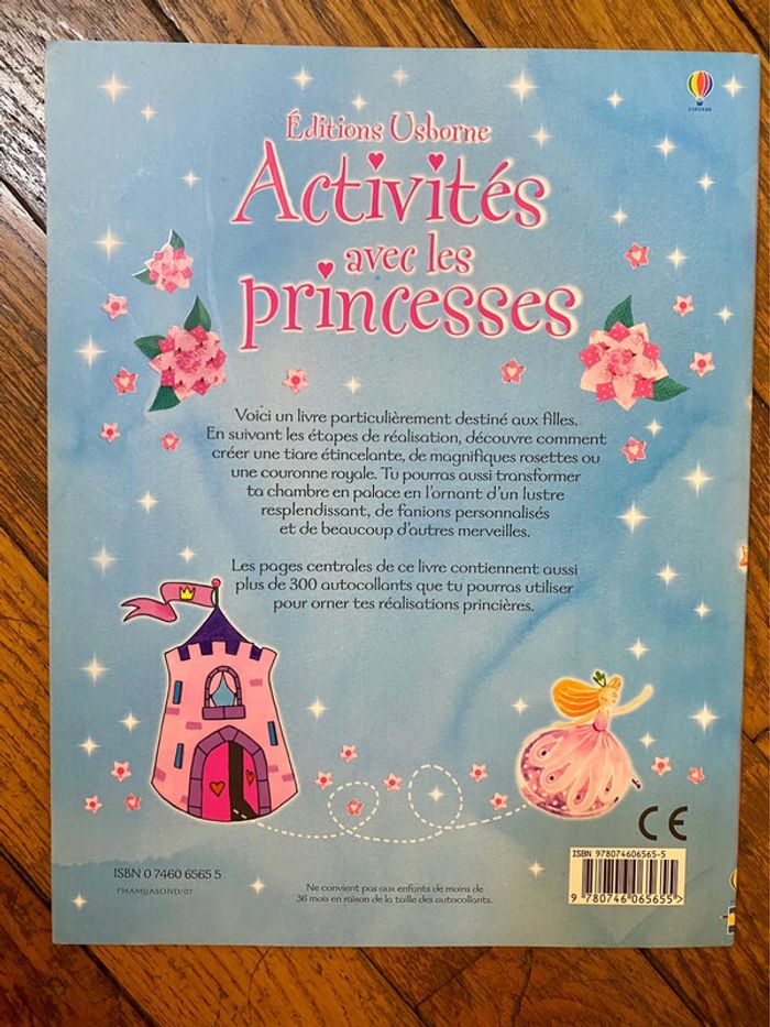 Livre d’activités avec les Princesses - éditions Usborne - photo numéro 2