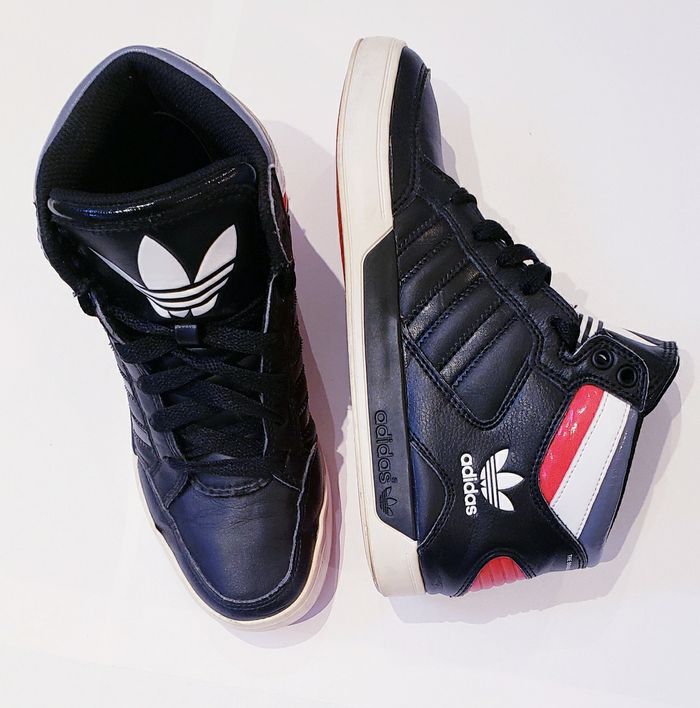 Chaussures de Sport Adidas pour Femme Baskets Taille 36 - photo numéro 3