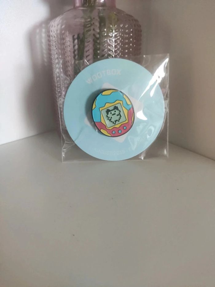 Badge pin's Tamagotchi Wootbox