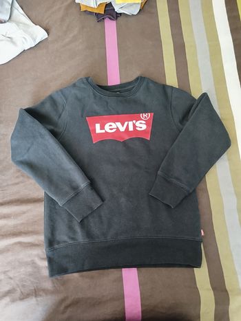 Pull Levi's