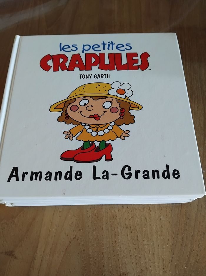Livres enfants " Les petites crapules "
