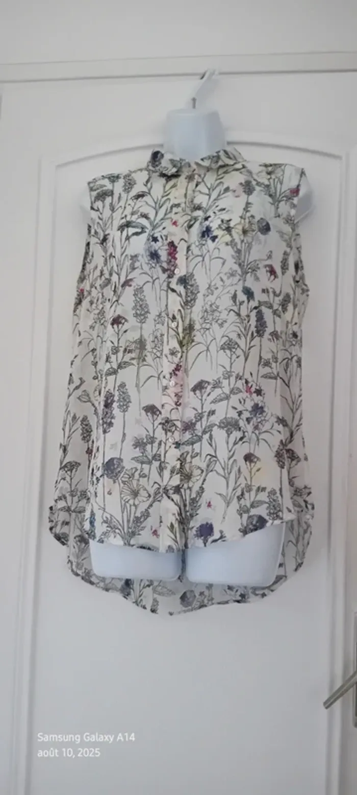 Blouse longue  sans manches assymetrique semitransparente motif fleurs femme 42 h&m - photo numéro 3