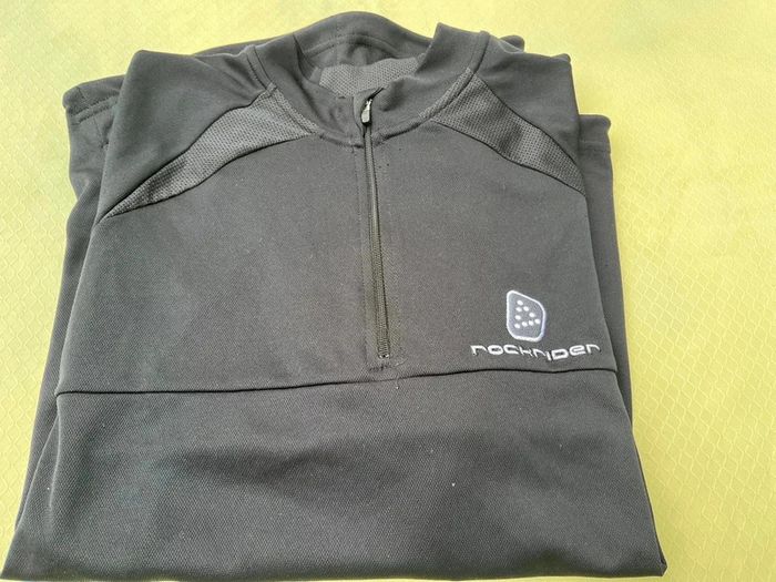 T shirt Rockrider noir taille S - photo numéro 4