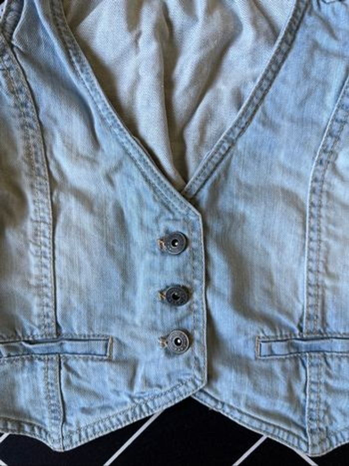 Lot fille 10 ans – Robe salopette rose + veste en jean sans manches - photo numéro 6
