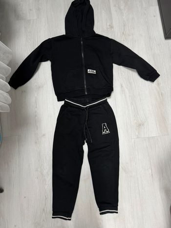 Ensemble jogging kiabi 6 ans