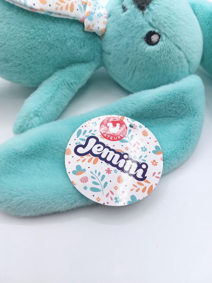 Peluche doudou lapin vert menthe créateur JEMINI cravate fleurs blanc 25 cm neuf - photo numéro 4