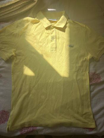 Haut LACOSTE jaune léger 