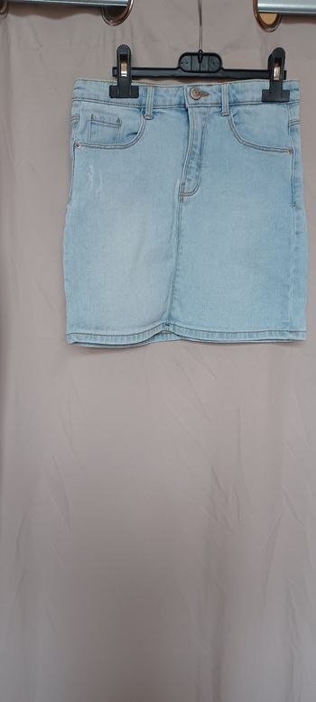 Très belle jupe jeans fille T 10 ans 