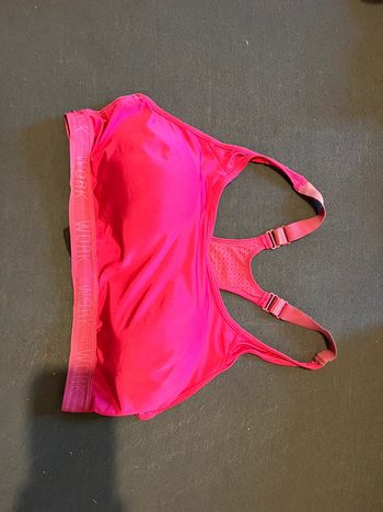 Brassière fluo rose