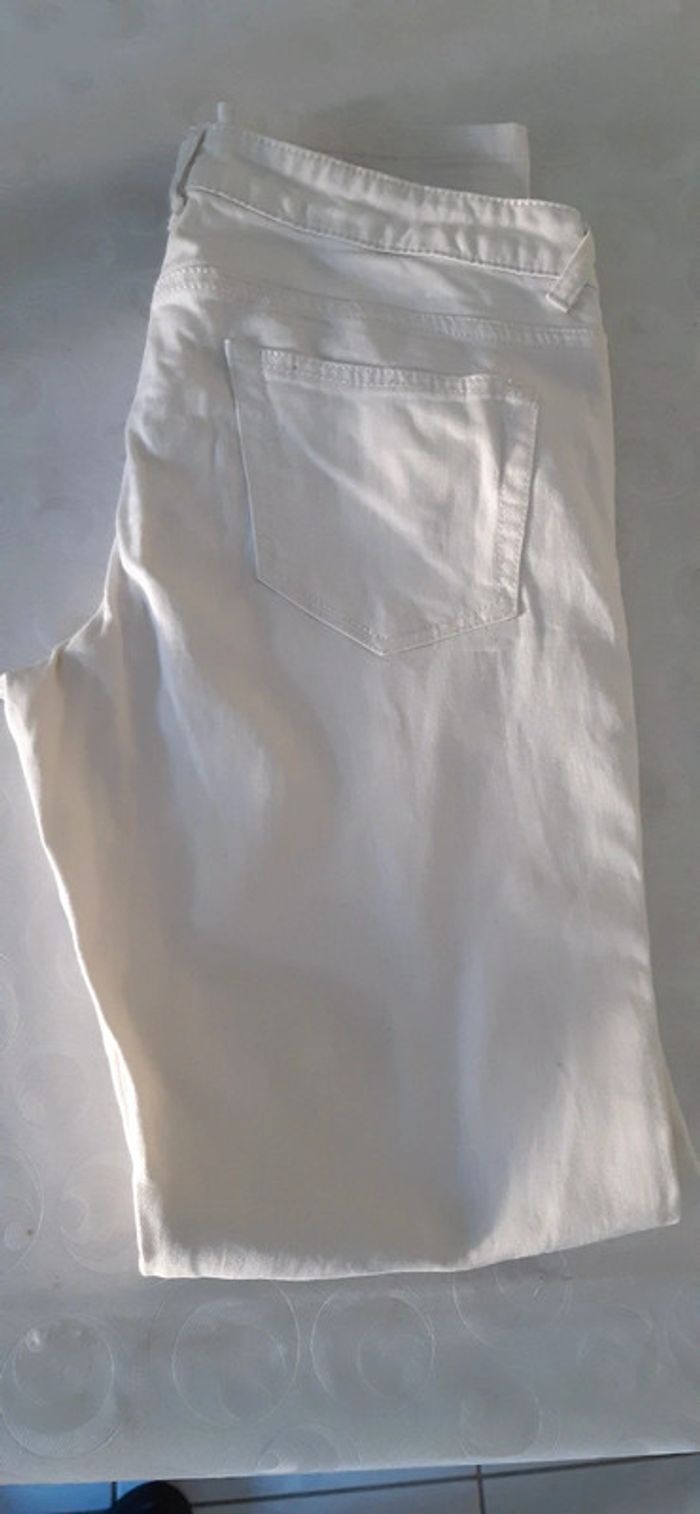 Pantalon écru/ crème taille 40 - photo numéro 4