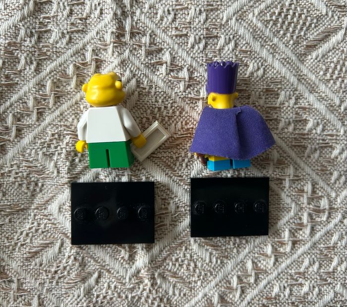 Lot de 2 Figurines Lego Simpson - photo numéro 2
