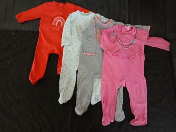 Lot de 4 pyjamas été 12 mois fille