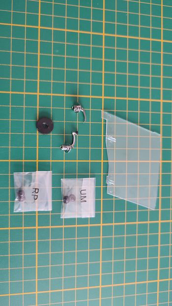 Pièce du fascicule n°83 numéro 83 pièce détachée Alpine A110 1/8 1/8e 1/8ème Eaglemoss #E43