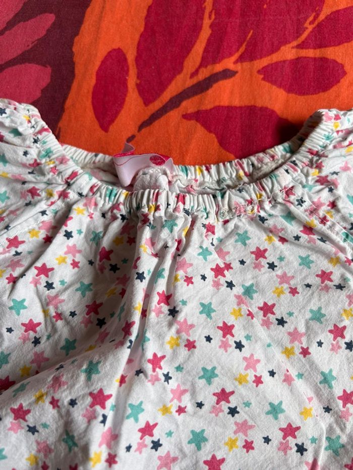 Tee shirt étoiles multicolores cousu main 24 mois - photo numéro 3