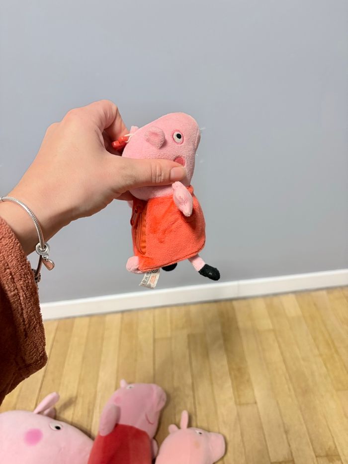 Lot peluche peppa pig - photo numéro 3