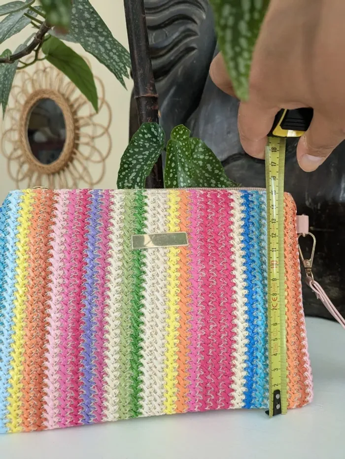 Sac en raphia rayé – neuf – l’accessoire qui respire la joie de vivre - photo numéro 6