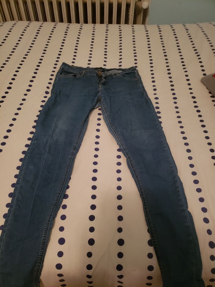 Jeans slim taille 38 et 40 - photo numéro 3