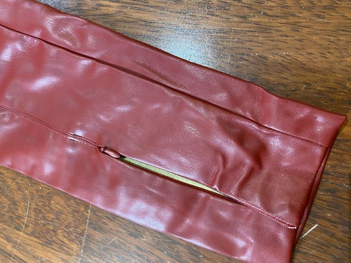 Pantalon en similicuir ZARA neuf avec étiquette - photo numéro 2