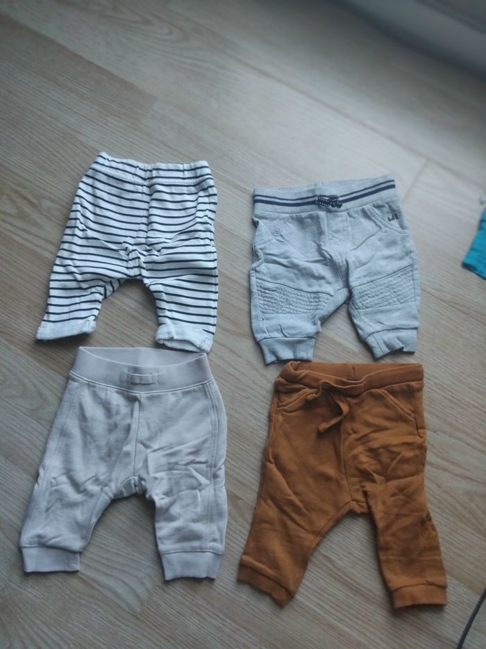 Pantalon 3 mois - photo numéro 1