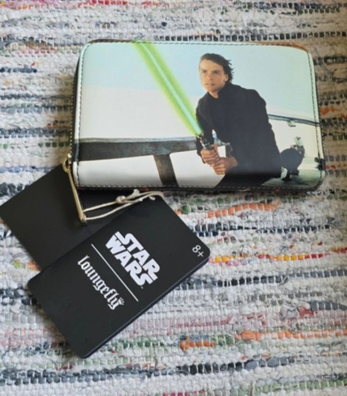 Loungefly stars wars disneyland portefeuille - photo numéro 2