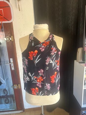 Joli haut fleuri femme Mango