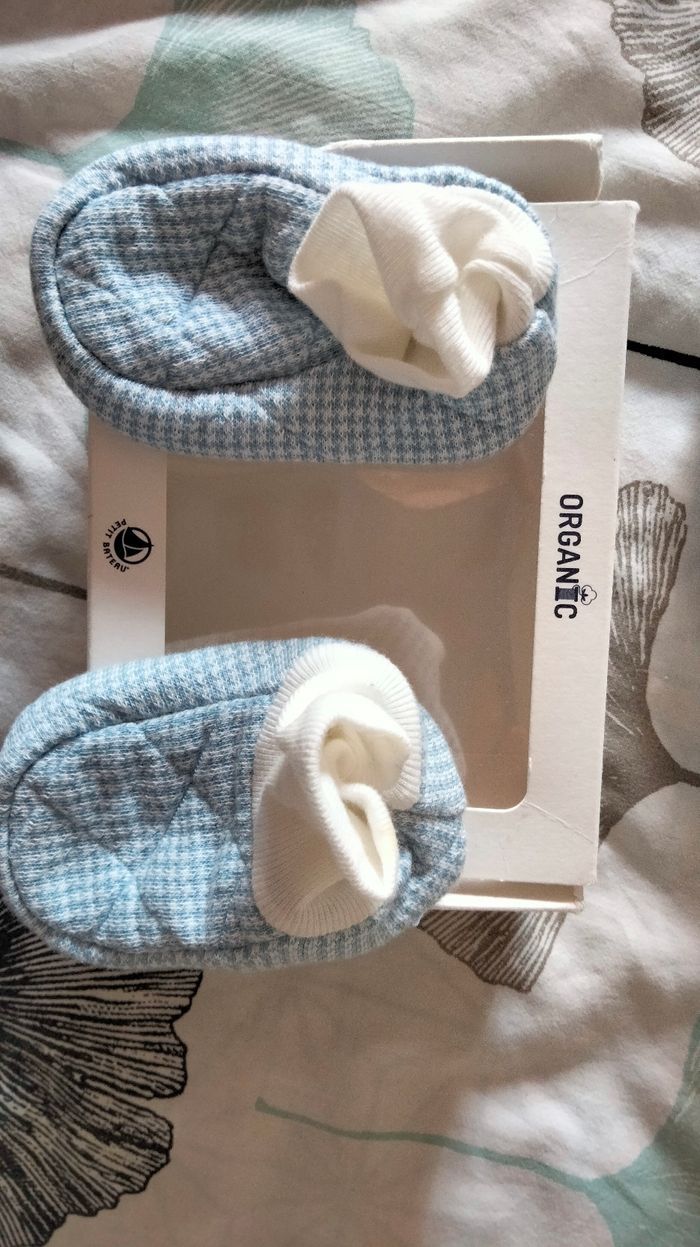 Coffret naissance bonnet et chausson - photo numéro 3