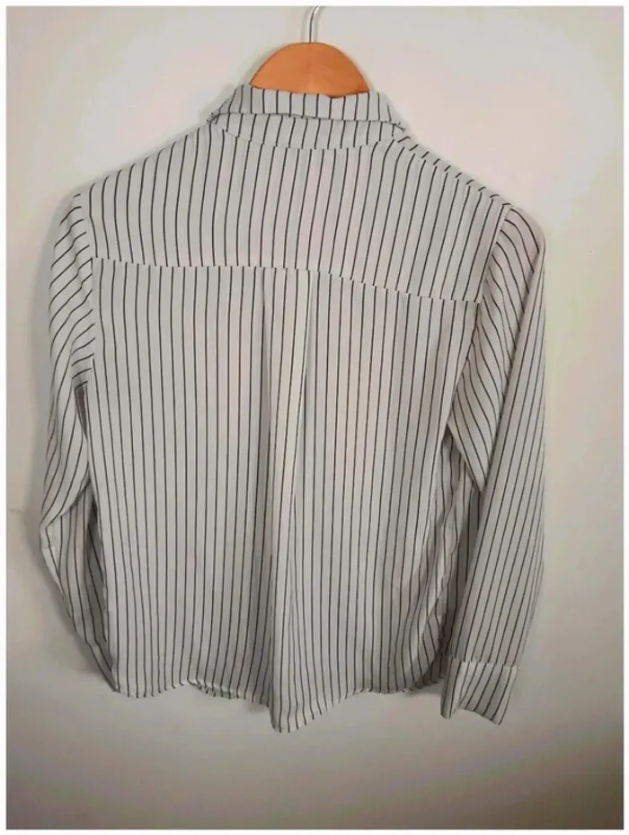 C22 chemise blanc kiabi M - photo numéro 2