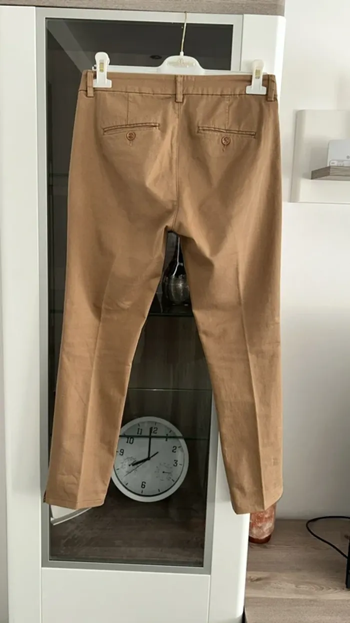 Pantalon classique couleur camel - photo numéro 2
