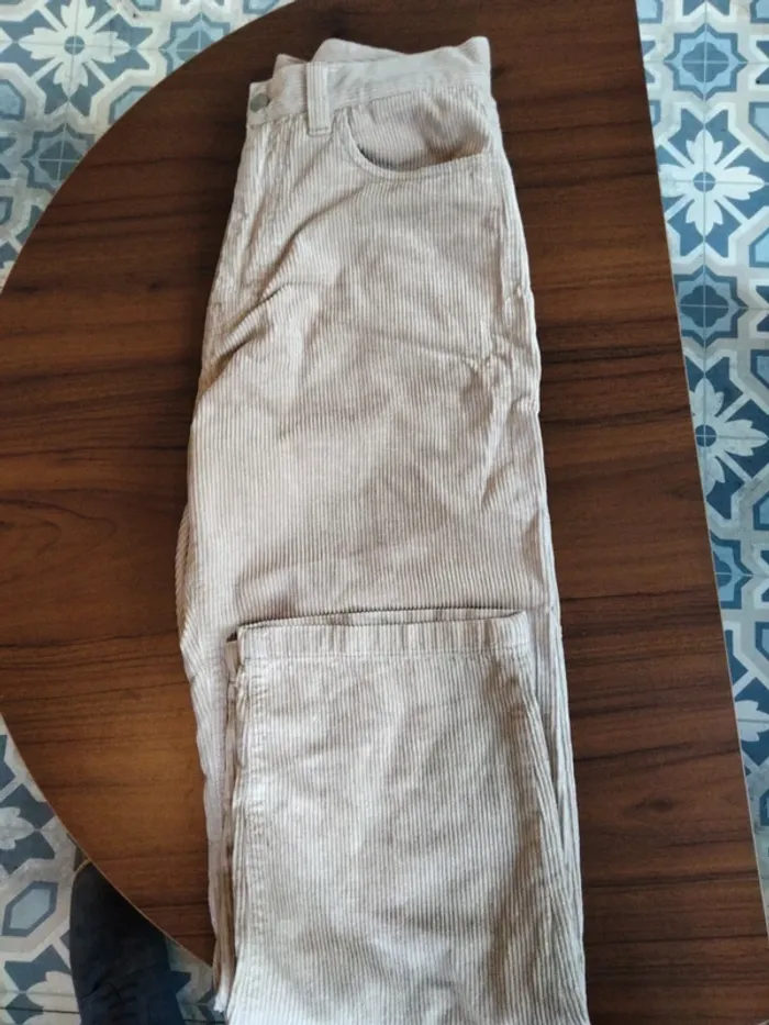 Pantalon côtelé Carhartt taille 39 - photo numéro 3