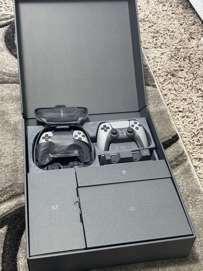 Console Sony PlayStation 5 Pro - photo numéro 2