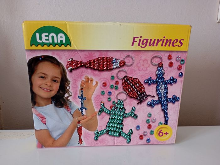 Coffret  ,fabriquer des porte-clés.À partir de 6 ans. Article neuf - photo numéro 2