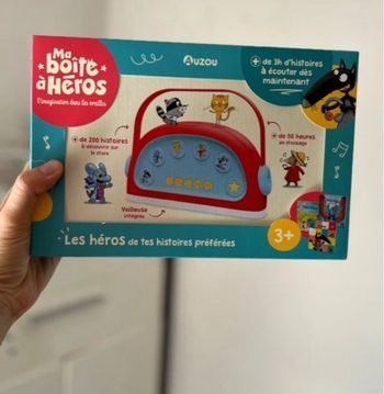 Auzou ma boîte à héros , ma boîte à histoires . Neuve